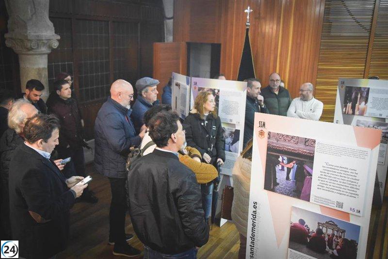 La Junta de Cofradías de Mérida presenta una exposición fotográfica sobre la Semana Santa.