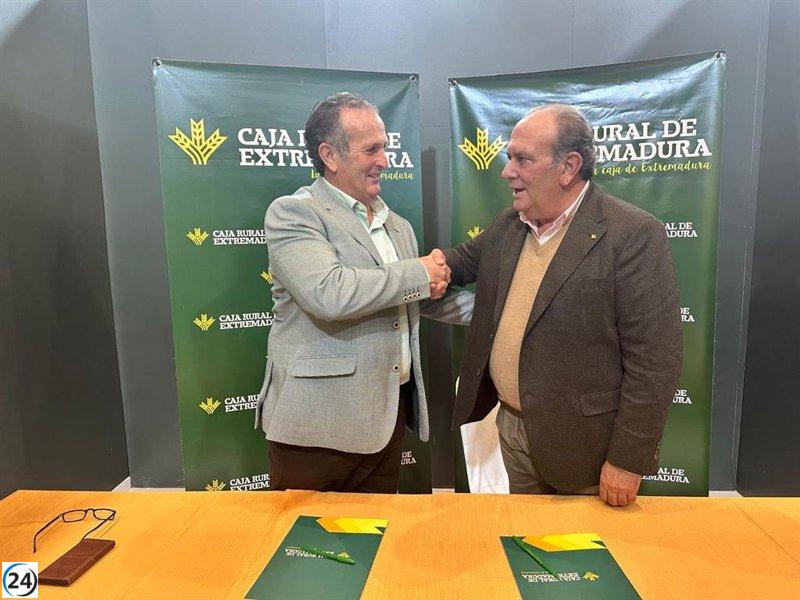 Caja Rural de Extremadura refuerza su alianza con organizaciones agrícolas para impulsar el desarrollo del sector.
