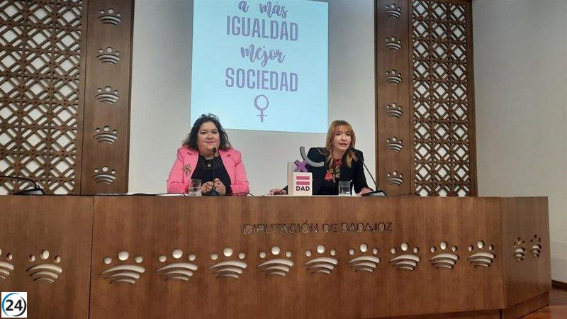 Badajoz conmemora el 8M con actividades como carreras, risoterapia, monólogos y Premios Igualdad.