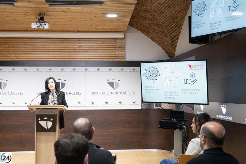 Cáceres impulsa un ambicioso plan de formación profesional con 600 cursos dirigidos a 3.000 personas.