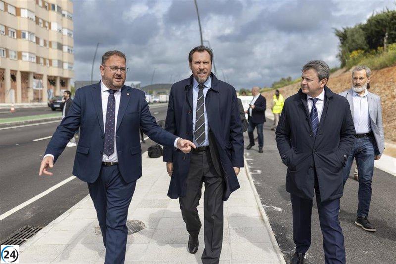 Puente asegura que el nuevo Alvia en Extremadura operará antes del verano y hará parada en Plasencia.