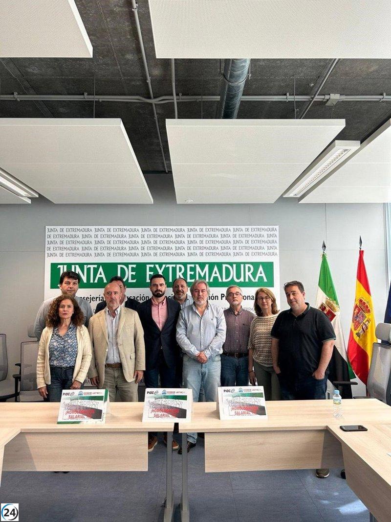 Sindicatos educativos de Mérida emprenden encierro por salarios justos.