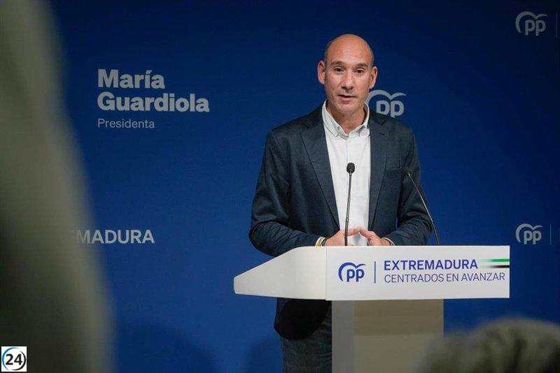 El PP alega que la llegada de Gallardo a la Asamblea es un intento disfrazado de asumir responsabilidades.