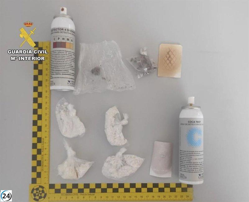 Detienen a reo con 353 dosis de cocaína y 55 de heroína al regresar de un permiso en la cárcel de Cáceres.