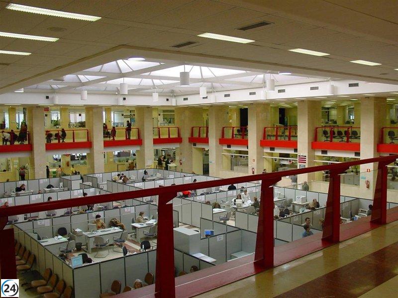 Hacienda reembolsa 88,8 millones a más de 175.000 extremeños en el arranque de la campaña de Renta.