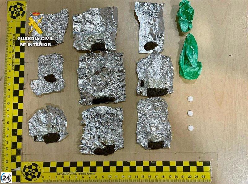 Capturan a un joven en Navalmoral de la Mata tras una fuga con hachís y comprimidos de Rivotril.