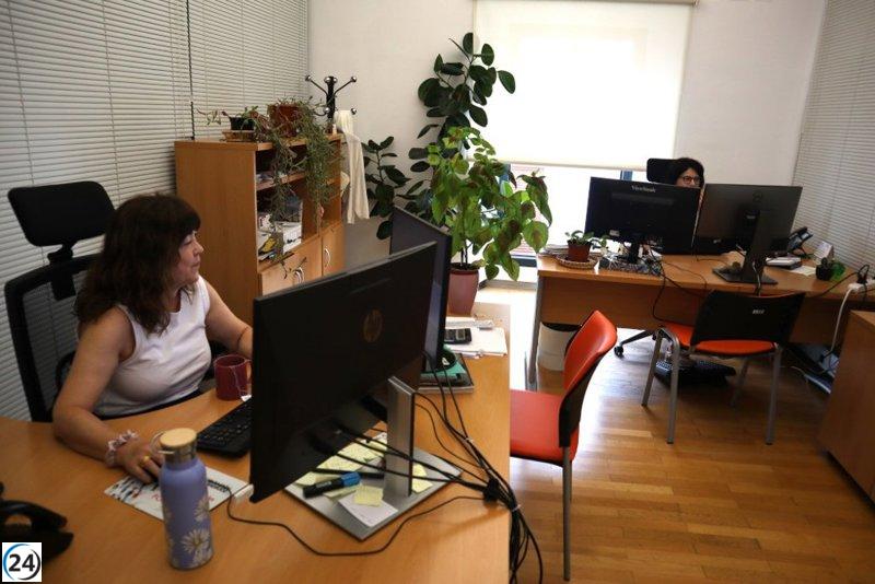 Diputación de Badajoz guía a municipios en la gestión de fondos para impulsar el empleo agrícola.