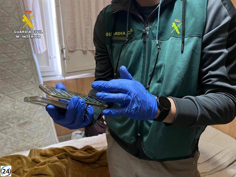 Desmantelada en Cáceres una banda que defraudó casi 1,6 millones a través de estafas digitales empresariales y amorosas.