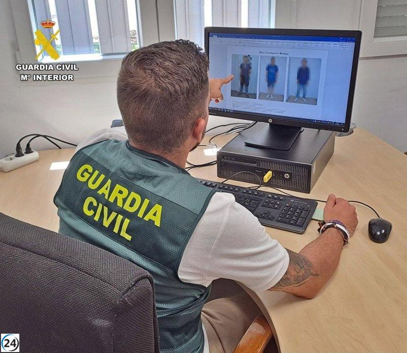 Tres residentes de Badajoz arrestados por robo en un colegio de Novelda y apropiación de un vehículo.