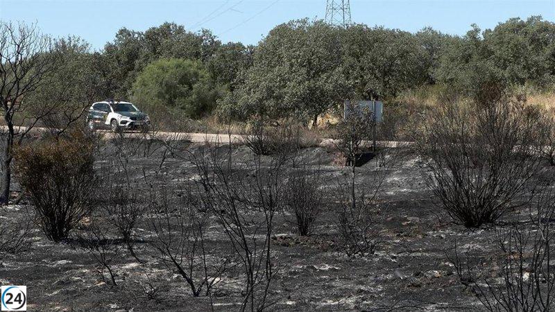 Habitantes de Valdecaballeros expresan su preocupación y temor tras el incendio devastador.