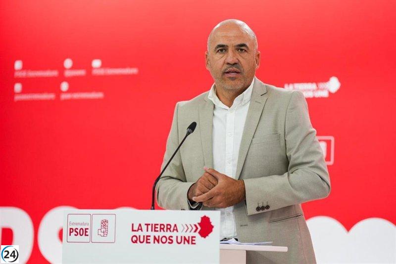 El PSOE extremeño critica la pasividad de Guardiola frente a la corrupción vinculada al PP.