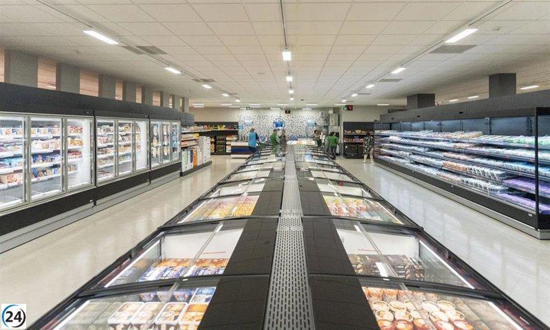 Mercadona inaugura su nuevo supermercado en Badajoz con una inversión de 6,2 millones de euros.
