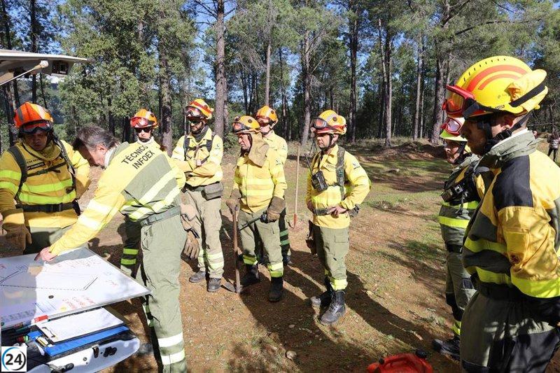 Los equipos de Infoex siguen luchando contra incendios en Burguillos del Cerro, Cuacos de Yuste y Casar de Cáceres.