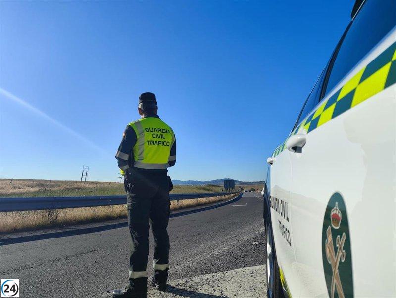 Detienen a conductora en Cáceres por conducir en sentido opuesto tras consumir sustancias ilegales.