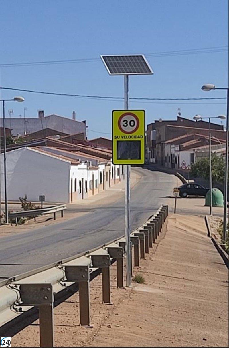 Finaliza la colocación de 172 radares educativos en Badajoz, sin poder de multar.