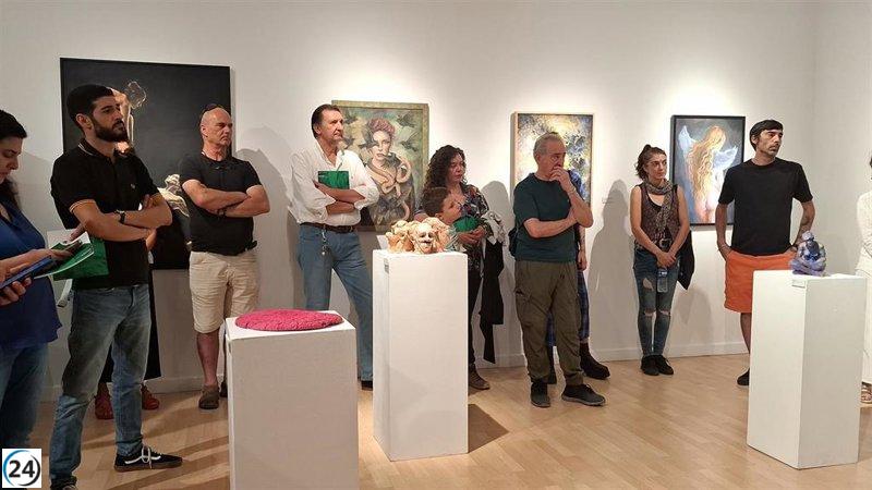 Estudiantes de la Escuela de Bellas Artes Eulogio Blasco presentan sus obras en Pintores 10 de Cáceres.