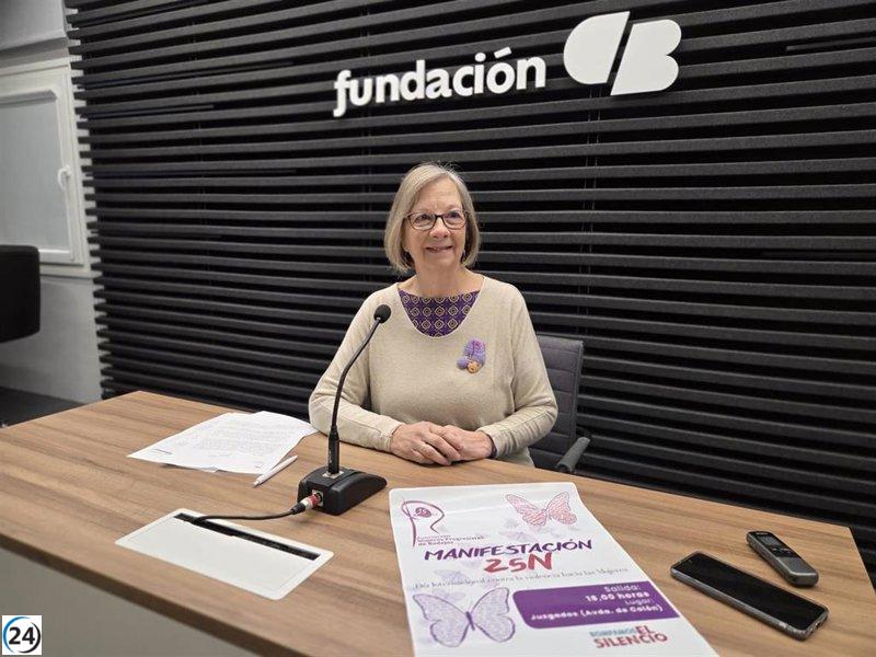 Badajoz conmemora el 25N: velas y telas negras en homenaje a las víctimas y la lucha contra la violencia de género.