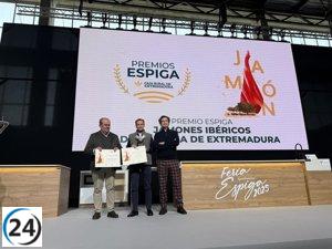 Premios Espiga: 'Dehesa de Solana' se lleva el reconocimiento al mejor Jamón DOP de Dehesa de Extremadura por su curación excepcional.