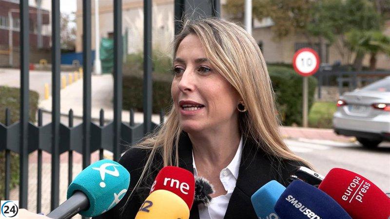 Guardiola promete respaldar el campo extremeño y luchar por una competencia justa.