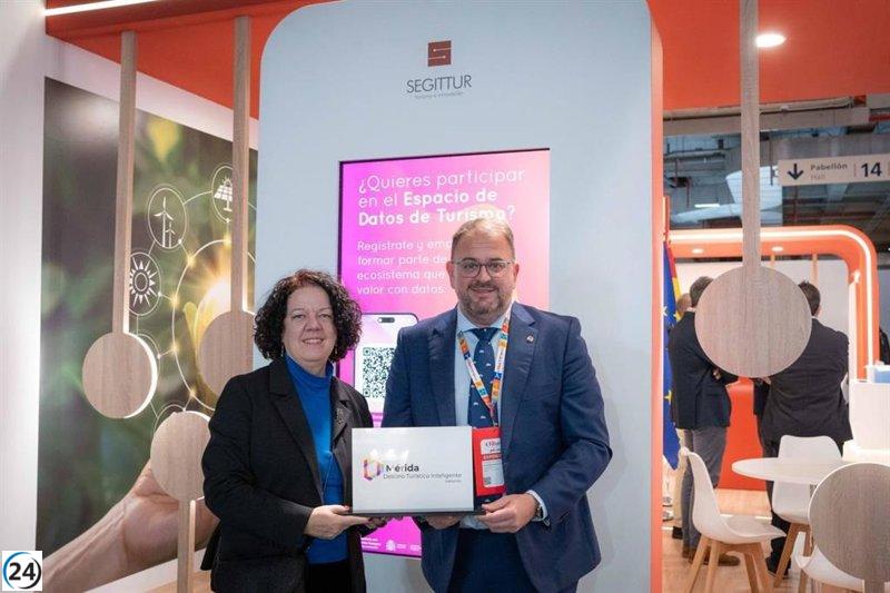 Mérida obtiene en Fitur el galardón de Destino Turístico Inteligente por sus avances en sostenibilidad, tecnología y accesibilidad.