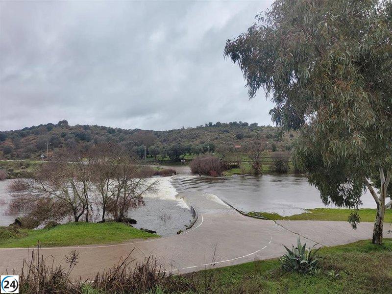 Trece vías en Cáceres siguen perjudicadas tras las recientes precipitaciones.