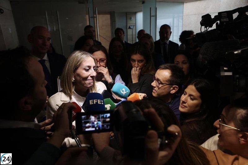 Guardiola indica que un pacto con Vox está a un paso de concretarse y se reunirá tantas veces como sea necesario.