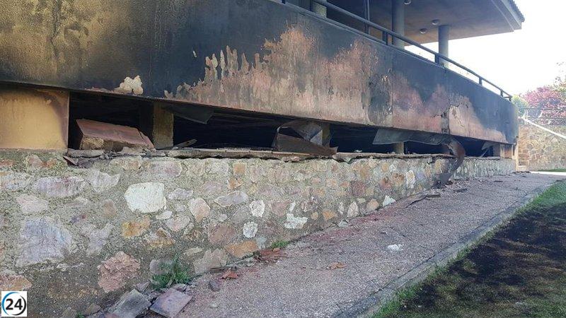 Incendio en Norba Club de Golf de Cáceres causa graves daños en las instalaciones.