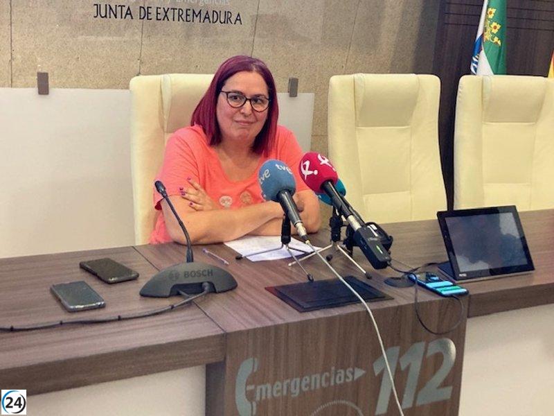 La UME moviliza a 120 efectivos en el incendio de Pinofranqueado, confinando a 80 vecinos de Ovejuela.