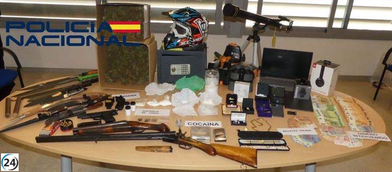 Tres detenidos en Villanueva de la Serena por robo y tráfico de drogas.