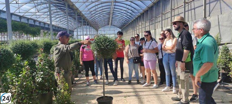 Jóvenes de la Escuela Profesional Dual Zafra VI visitan Vivero Provincial de Diputación en Badajoz