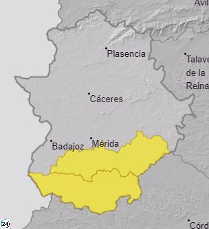 Las tormentas mantienen en alerta amarilla a comarcas de Tierra de Barros y Serena y zona Sur de Badajoz.