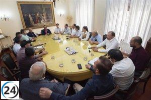 Recepción del presidente de la Diputación de Cáceres a una delegación de líderes latinoamericanos.